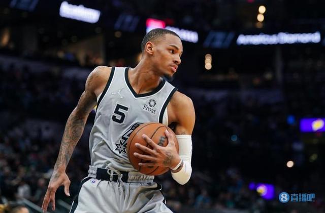 首发球员还 首发球员还